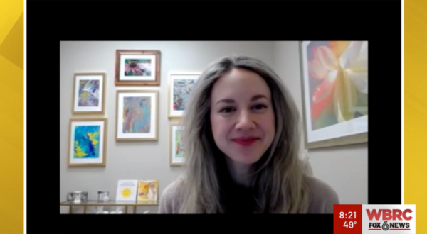 A news webpage highlights "New technology aiding early lung cancer detection," featuring a smiling woman in a video call surrounded by art.